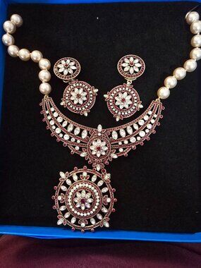 Stunning Heidi Daus French Twist Red & Clear Crystal Necklace & Earring Set